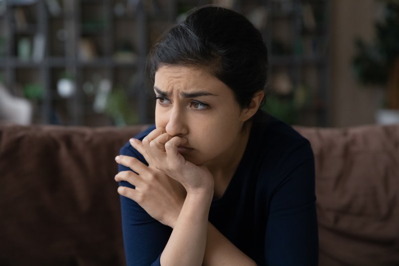 Woman unsure about her mail-in clear aligners